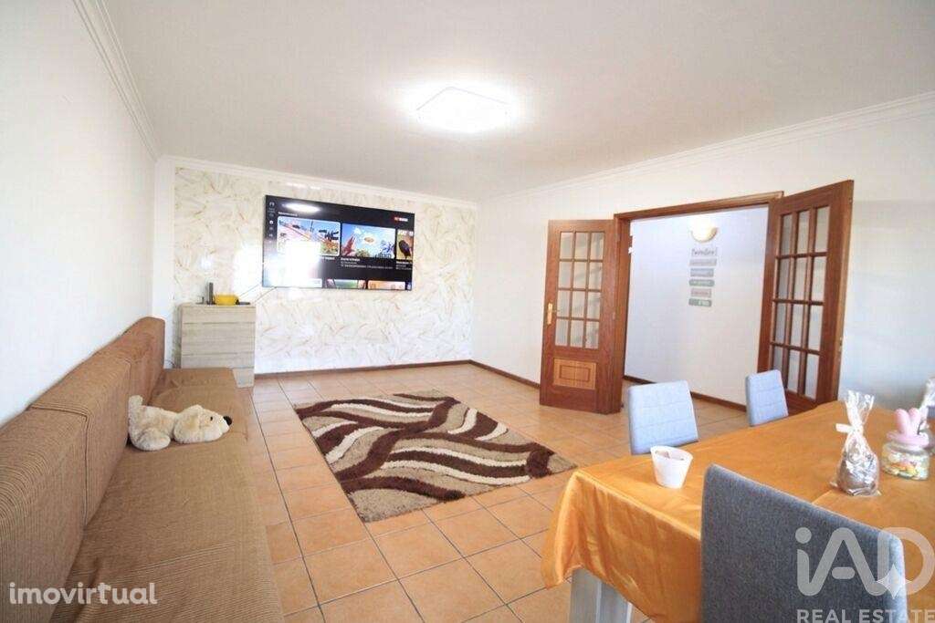 Moradia em banda T6 em Valpaços e Sanfins - Grande imagem: 2/31