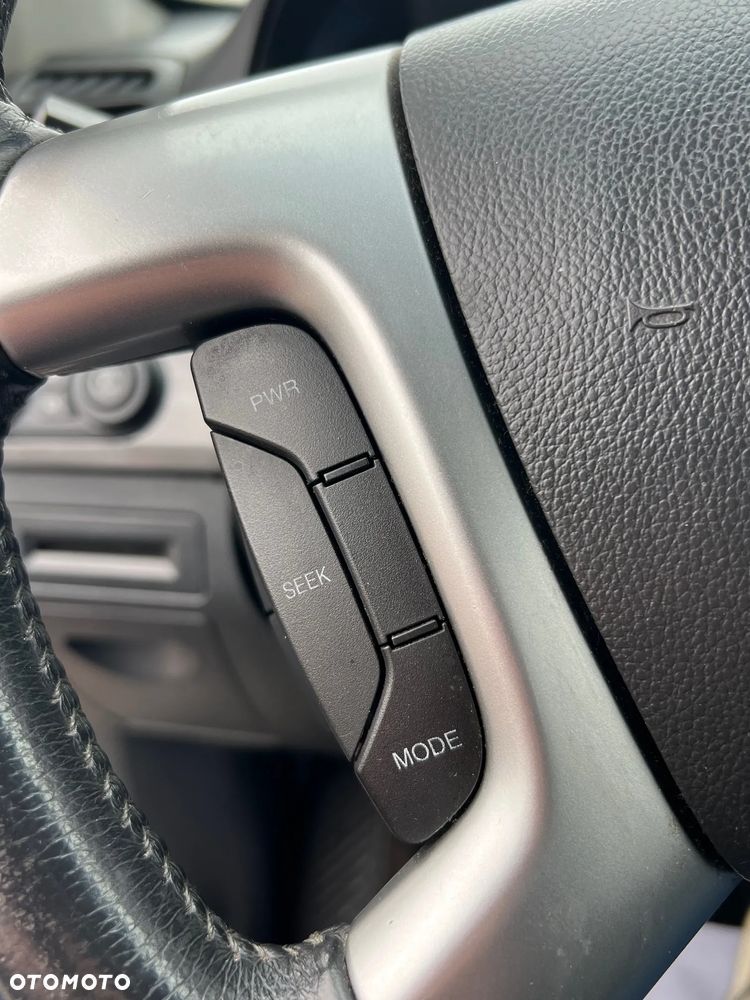 Chevrolet Captiva 2.4 LS - 13