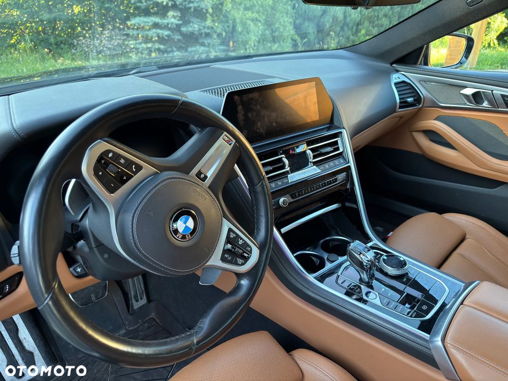 BMW Seria 8 - 14