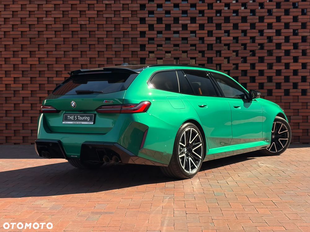 BMW M5 xDrive - 8