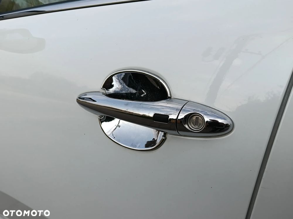 Kia Sportage 2.0 CRDI L AWD - 9