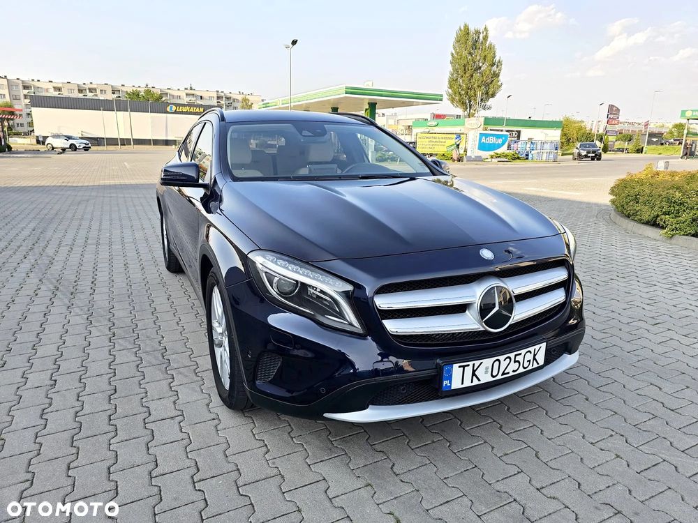 Mercedes-Benz GLA 250 4-Matic - 7