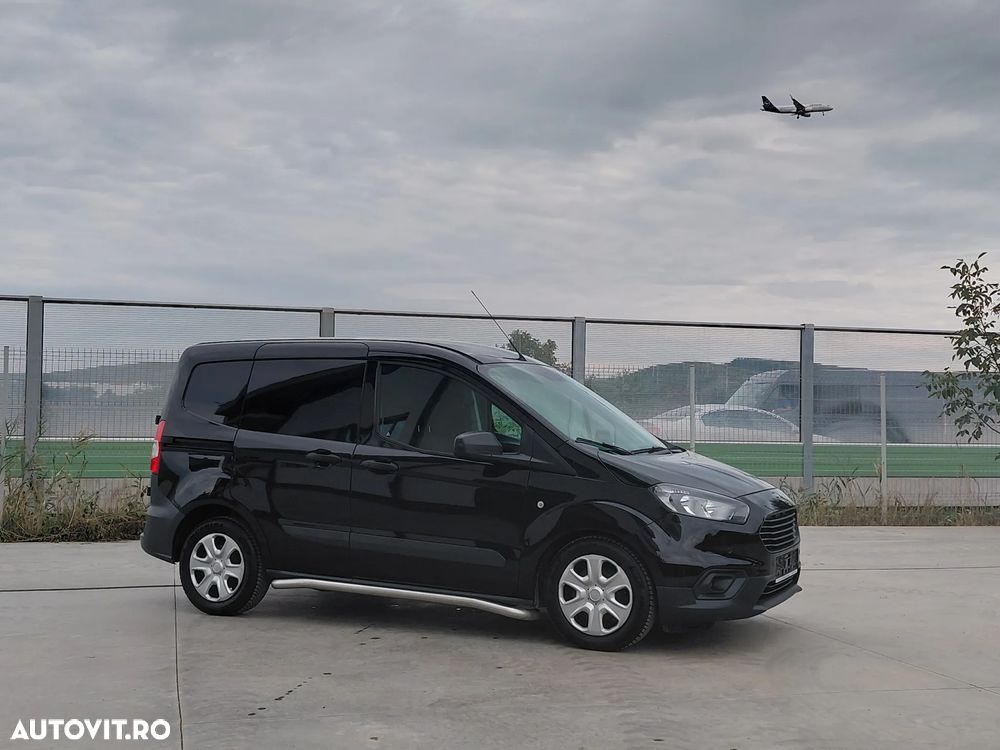 Ford Transit Courier - 4