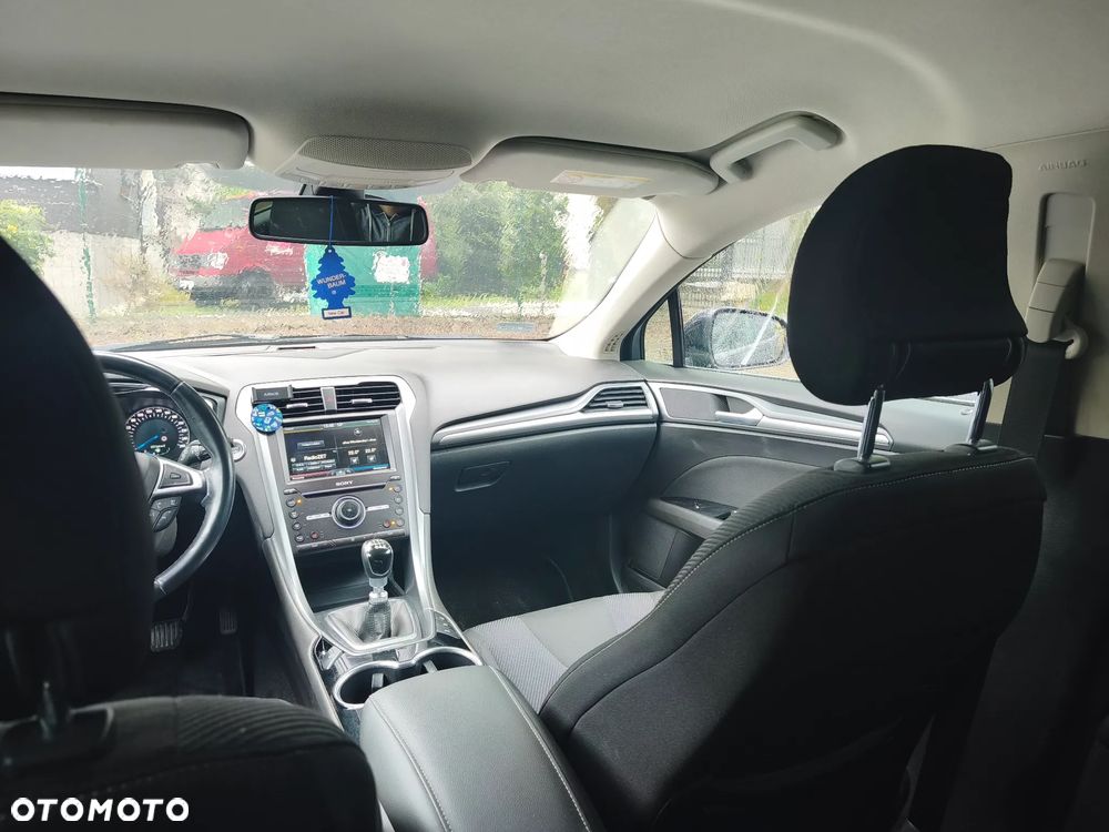 Ford Mondeo 2.0 TDCi STart-Stopp Titanium - 13