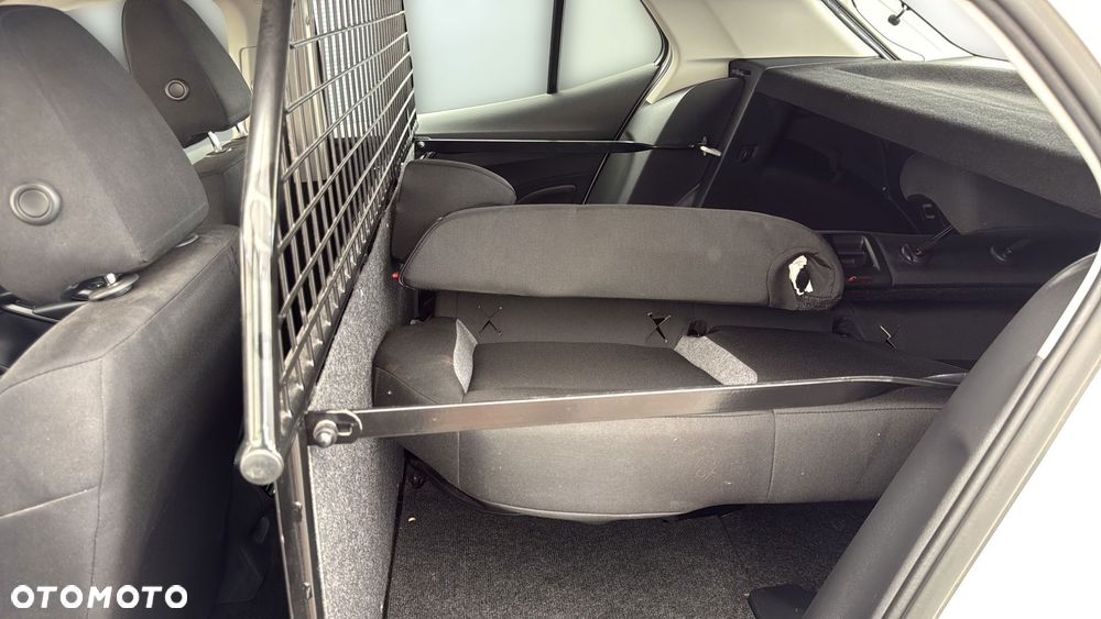Skoda Fabia 1.0 Essence - 13