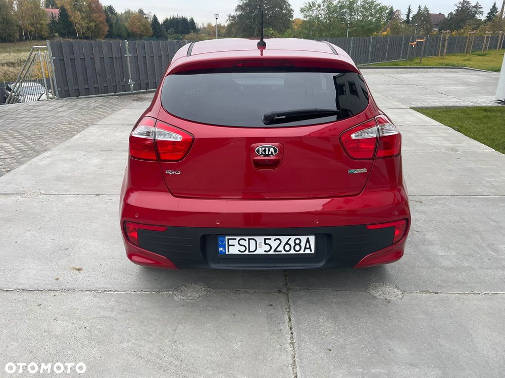 Kia Rio - 6
