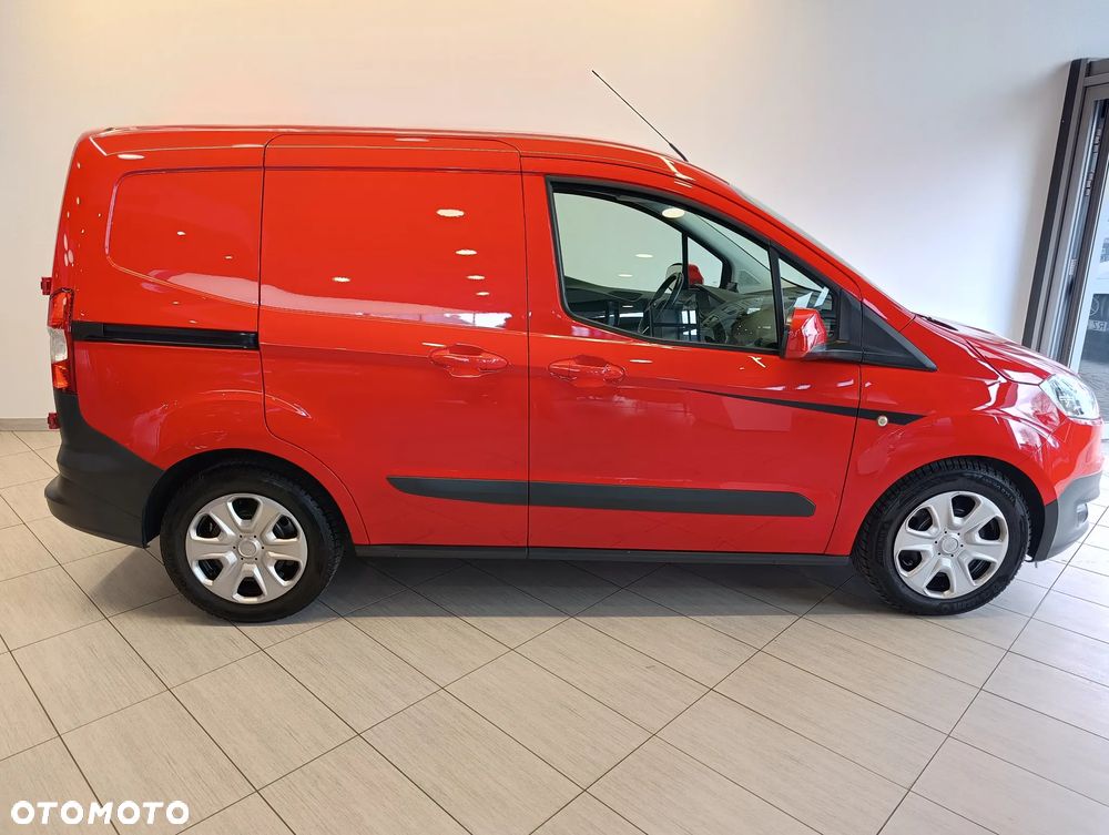 Ford Transit Courier - 6