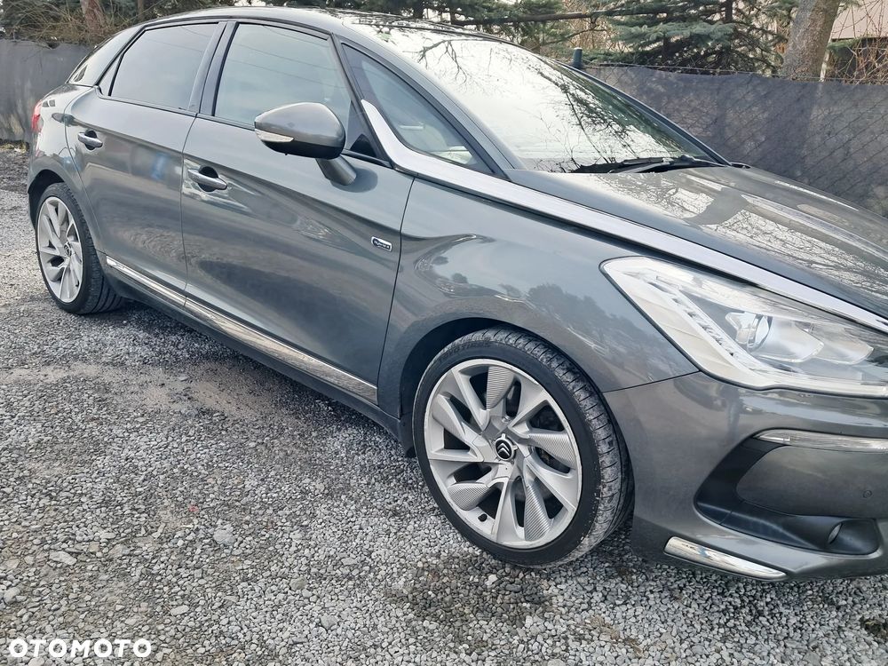 Citroën DS5 2.0 HDi Hybrid4 SoChic MCP - 26