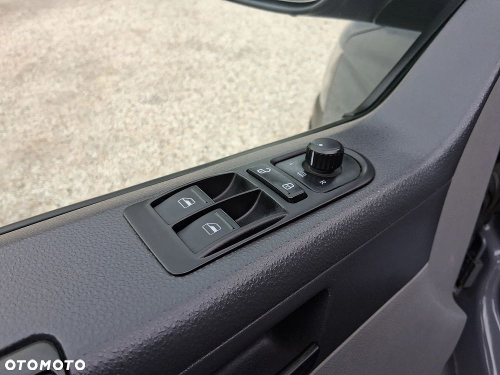 Volkswagen Transporter DSG - 24