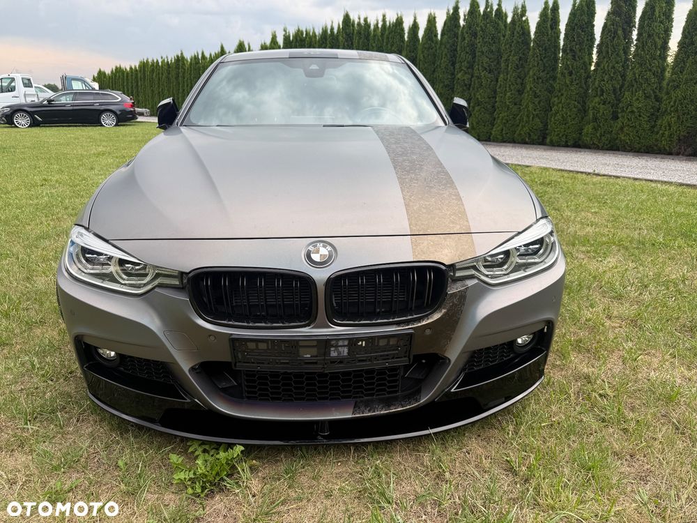 BMW Seria 3 340i xDrive M Sport - 17