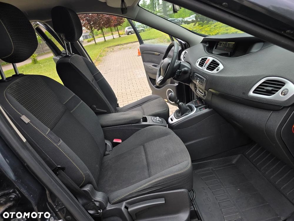 Renault Scenic TCe 130 Dynamique - 15