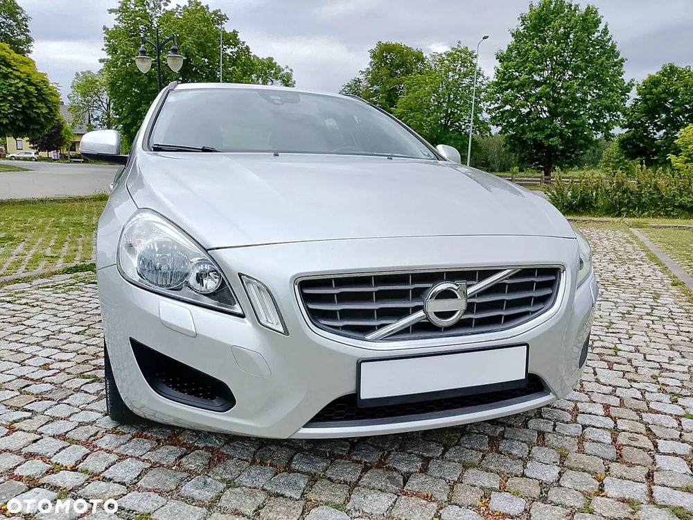 Volvo V60 - 11