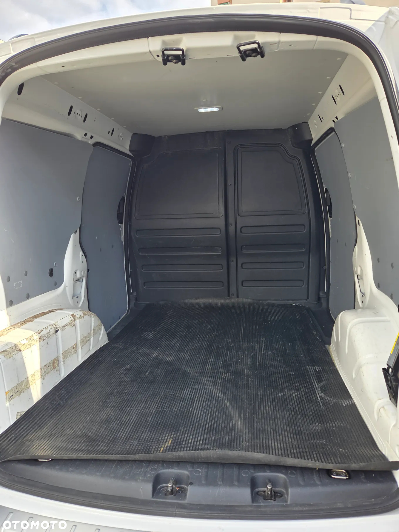 Volkswagen Caddy 2.0 TDI Alltrack DSG - 12