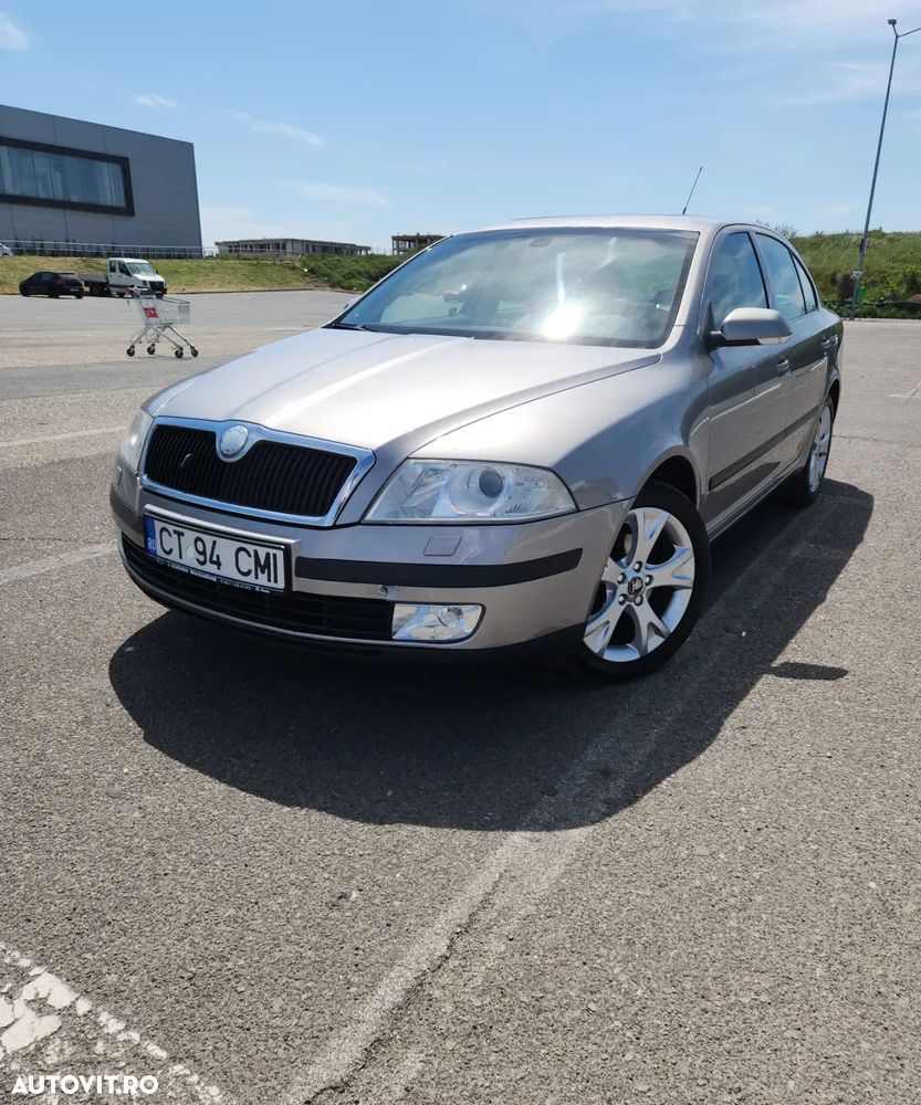 Skoda Octavia 2.0 TDI DPF DSG Ambition - 1