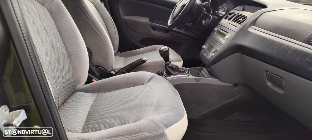 Fiat Linea 1.3 M-Jet Emotion - 15