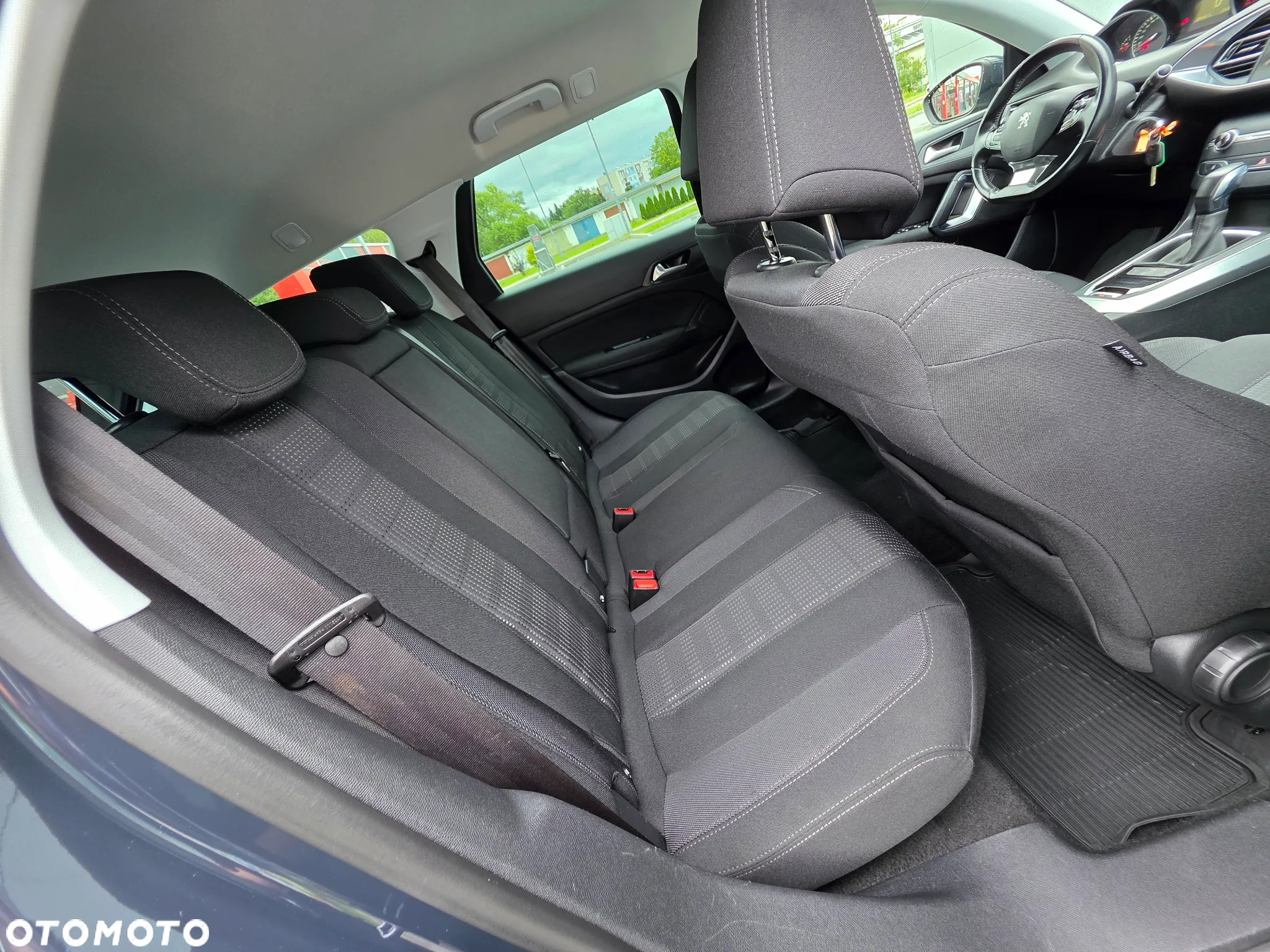 Peugeot 308 SW BlueHDi 150 Automatik Stop & Start Allure - 21