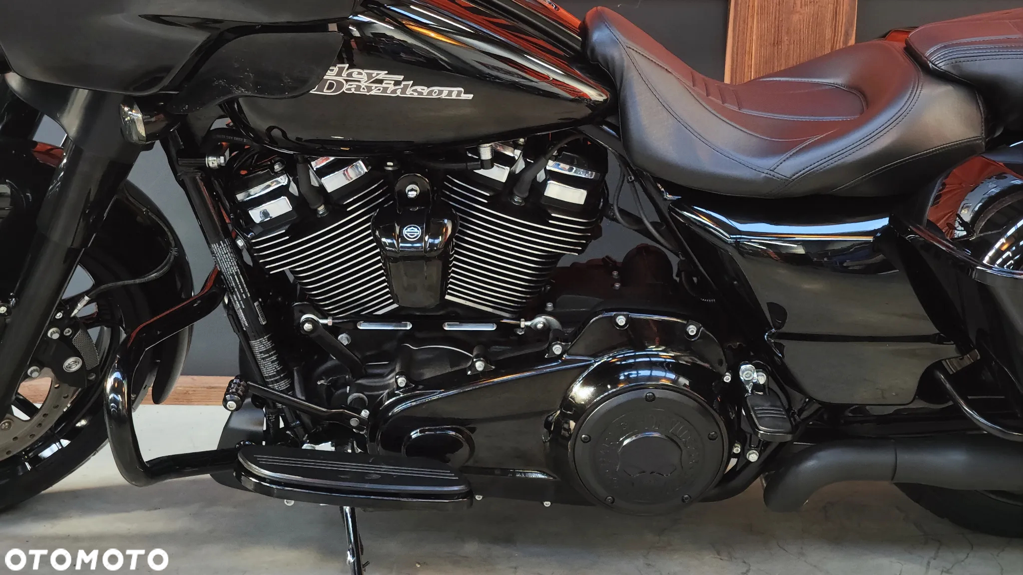 Harley-Davidson Touring Street Glide - 15