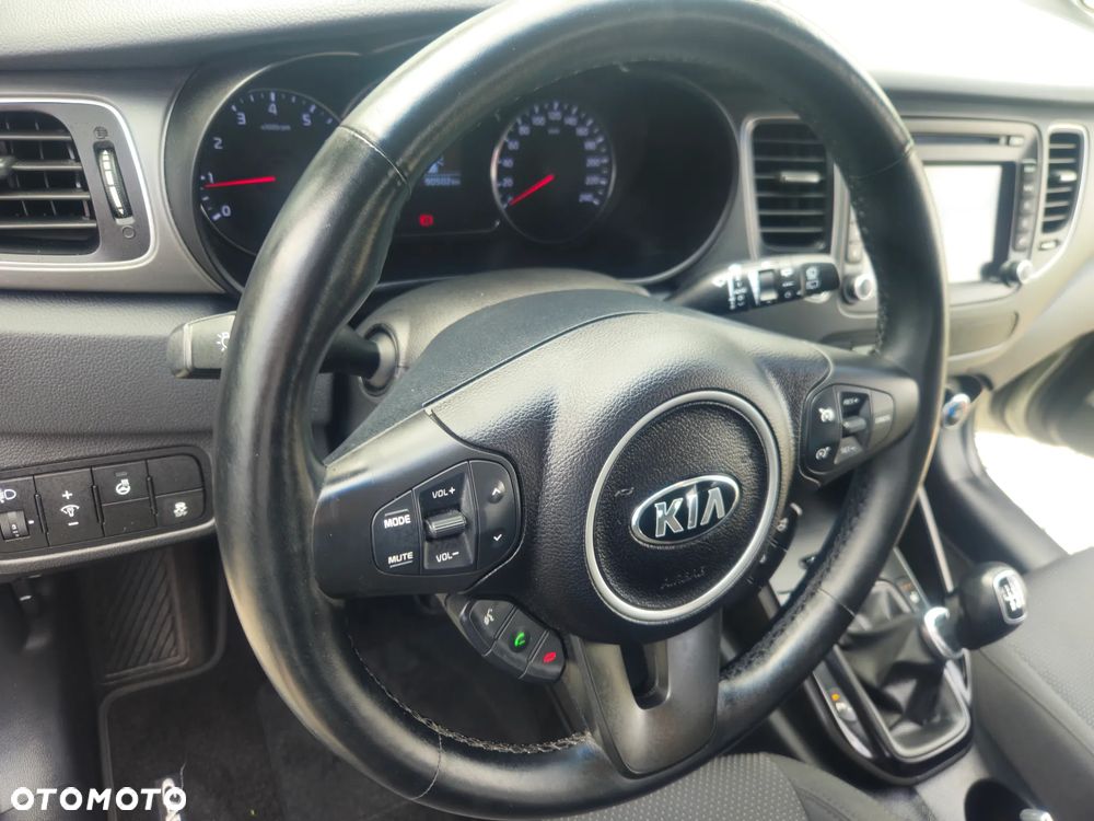 Kia Carens 1.6 GDI ISG Spirit - 38