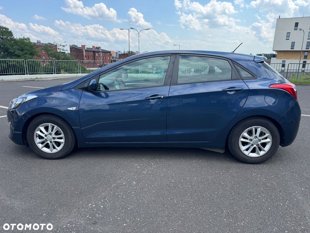 Hyundai i30 1.4 Comfort - 12