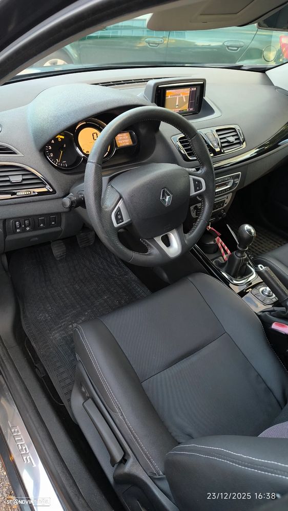 Renault Mégane ENERGY dCi 110 Start & Stop Bose Edition - 13