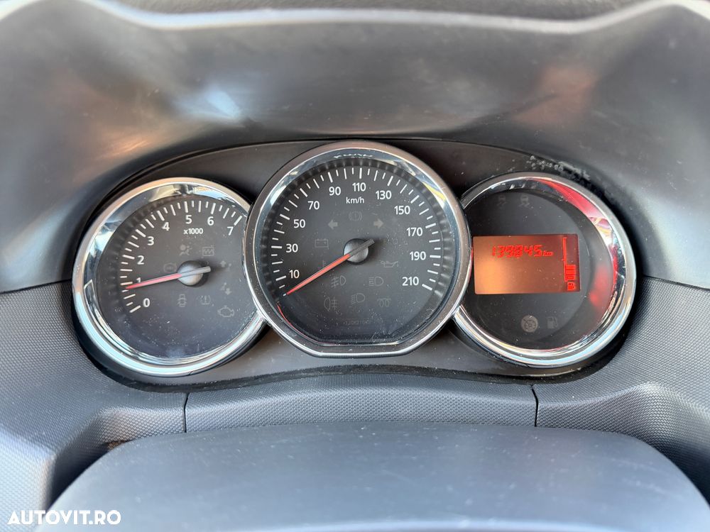 Dacia Duster dCi 110 FAP 4x2 Prestige - 9