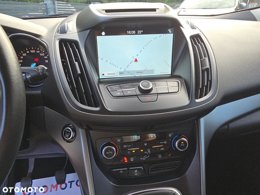 Ford Kuga 2.0 TDCi 4x4 Titanium - 29