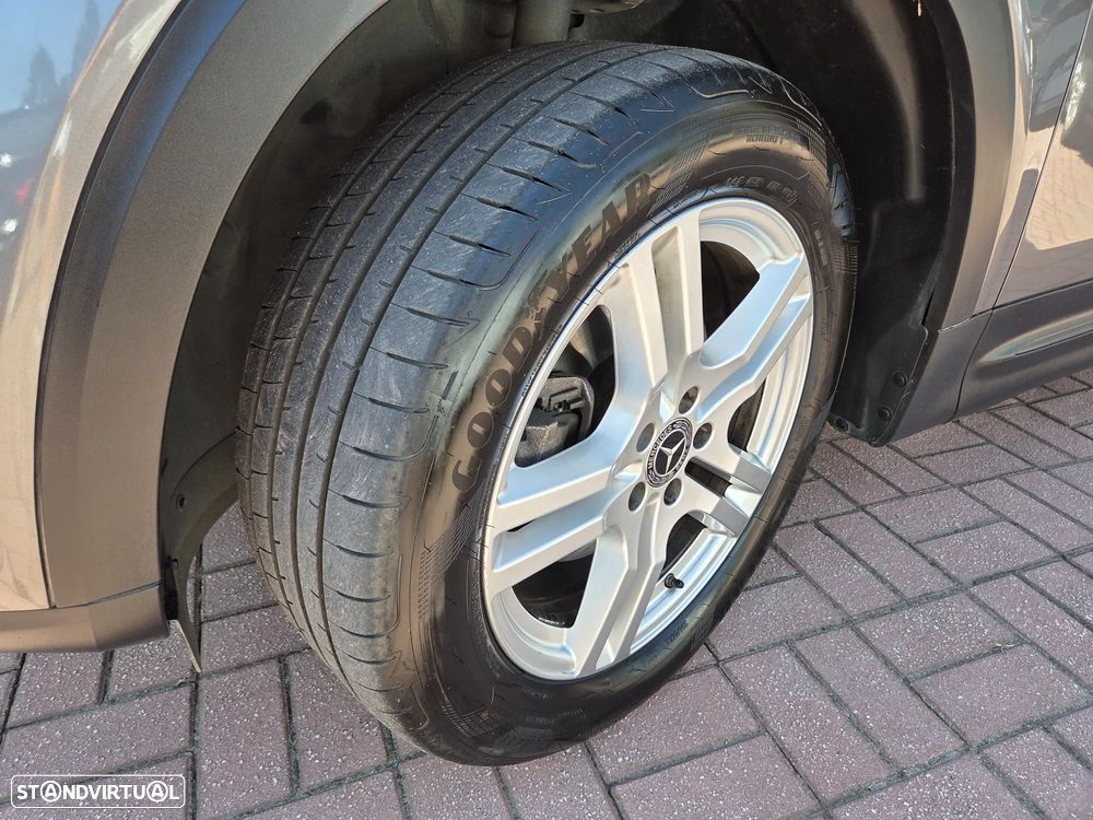 Mercedes-Benz GLB 180 d - 10