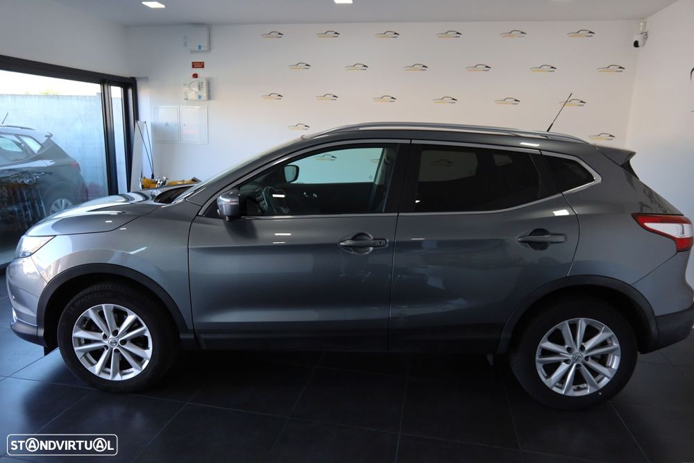 Nissan Qashqai 1.5 dCi N-Connecta 18 - 3