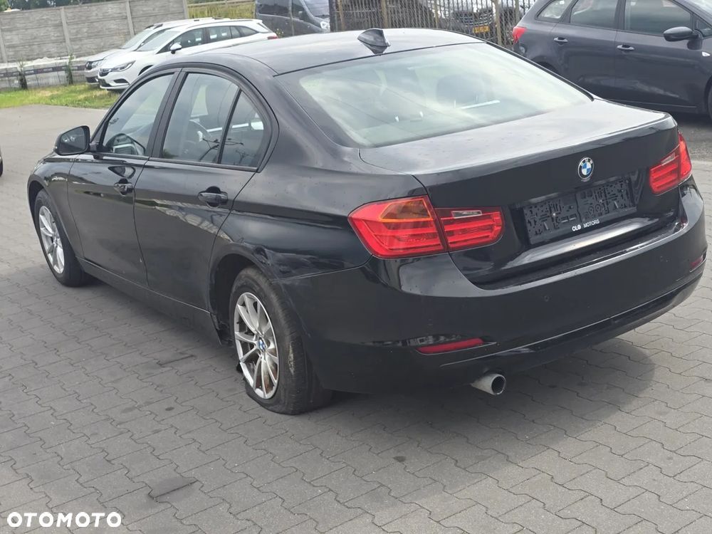 BMW Seria 3 318d - 7