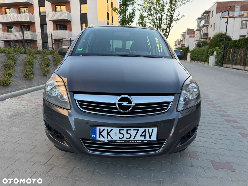 Opel Zafira - 2