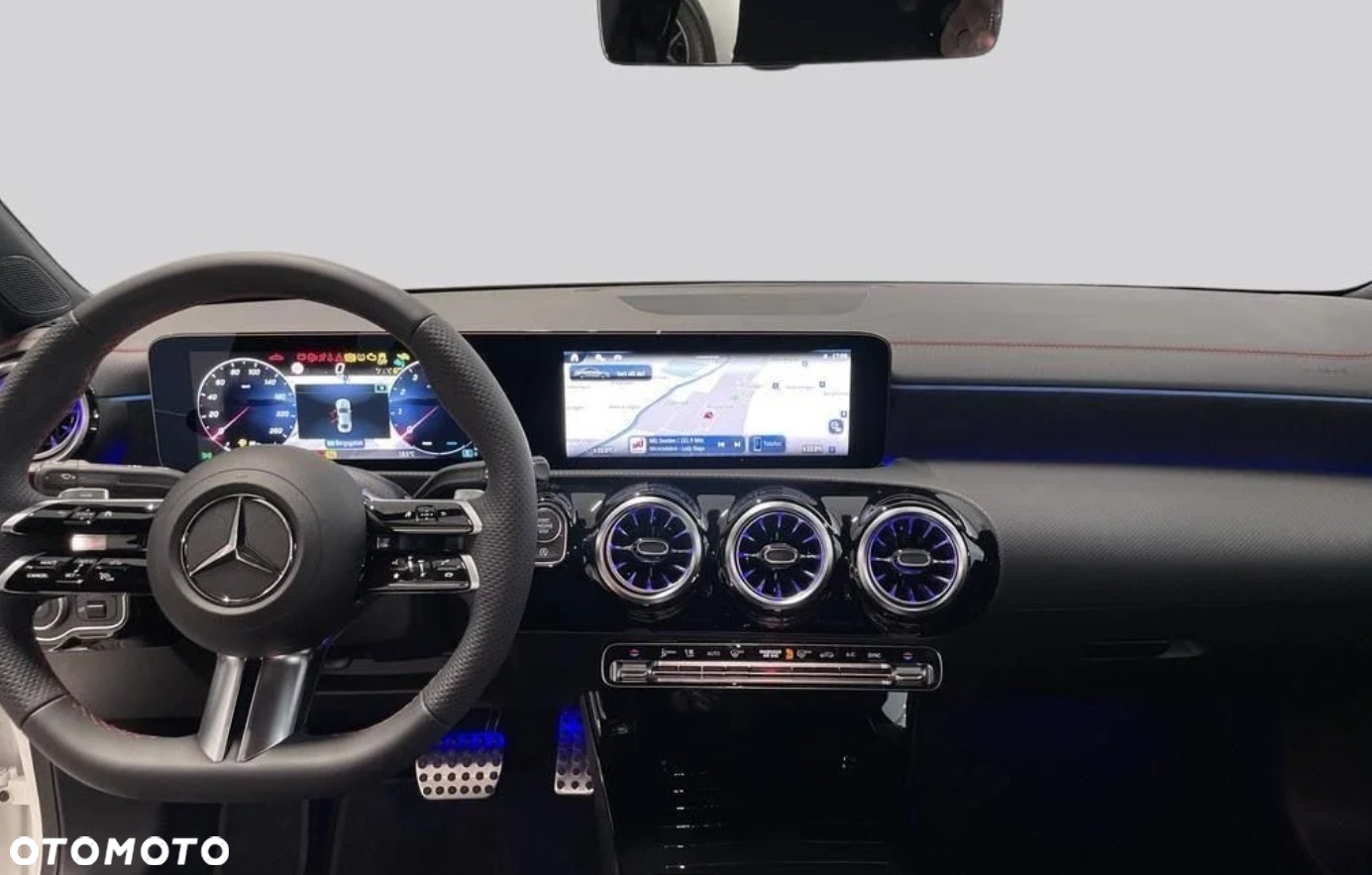 Mercedes-Benz CLA 250 e PHEV AMG Line 8G-DCT - 10