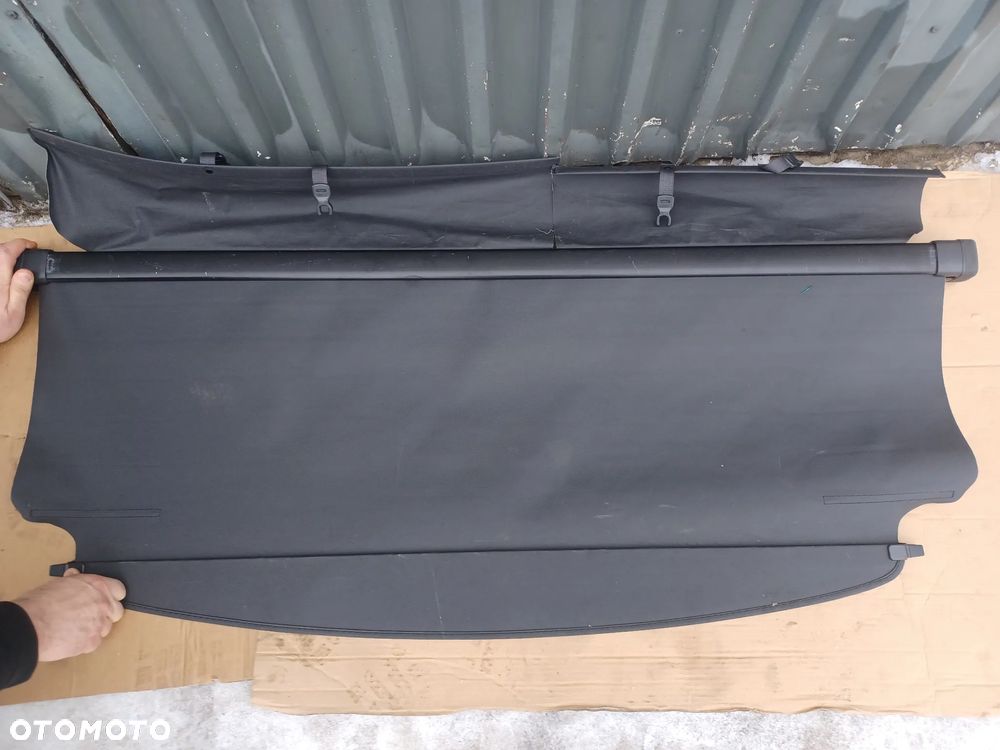 ROLETA BAGAŻNIKA TOYOTA RAV4 III LIFT - 1