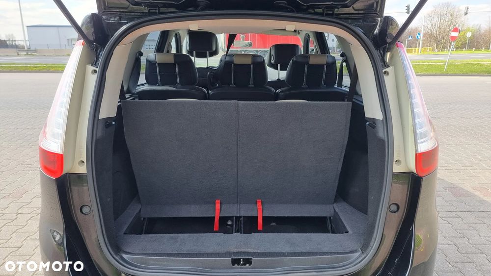 Renault Grand Scenic - 14