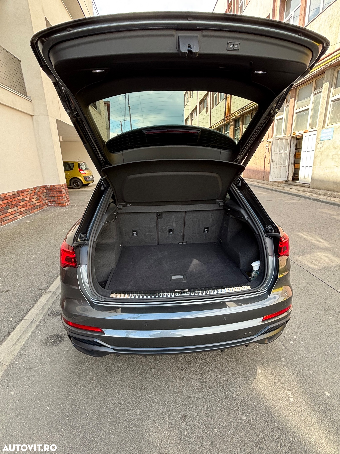 Audi Q3 2.0 45 TFSI S tronic quattro S Line - 5