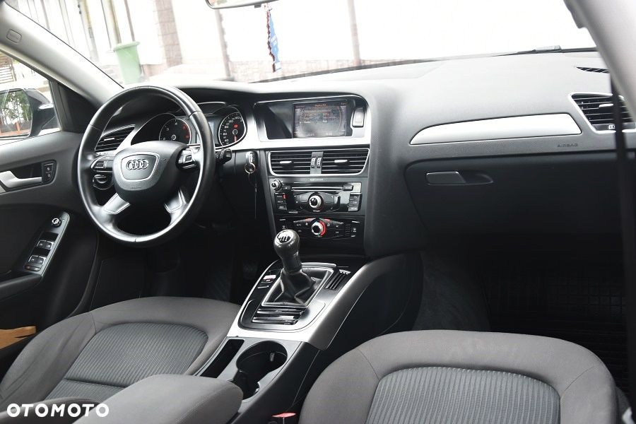 Audi A4 Avant 2.0 TDI DPF Attraction - 19