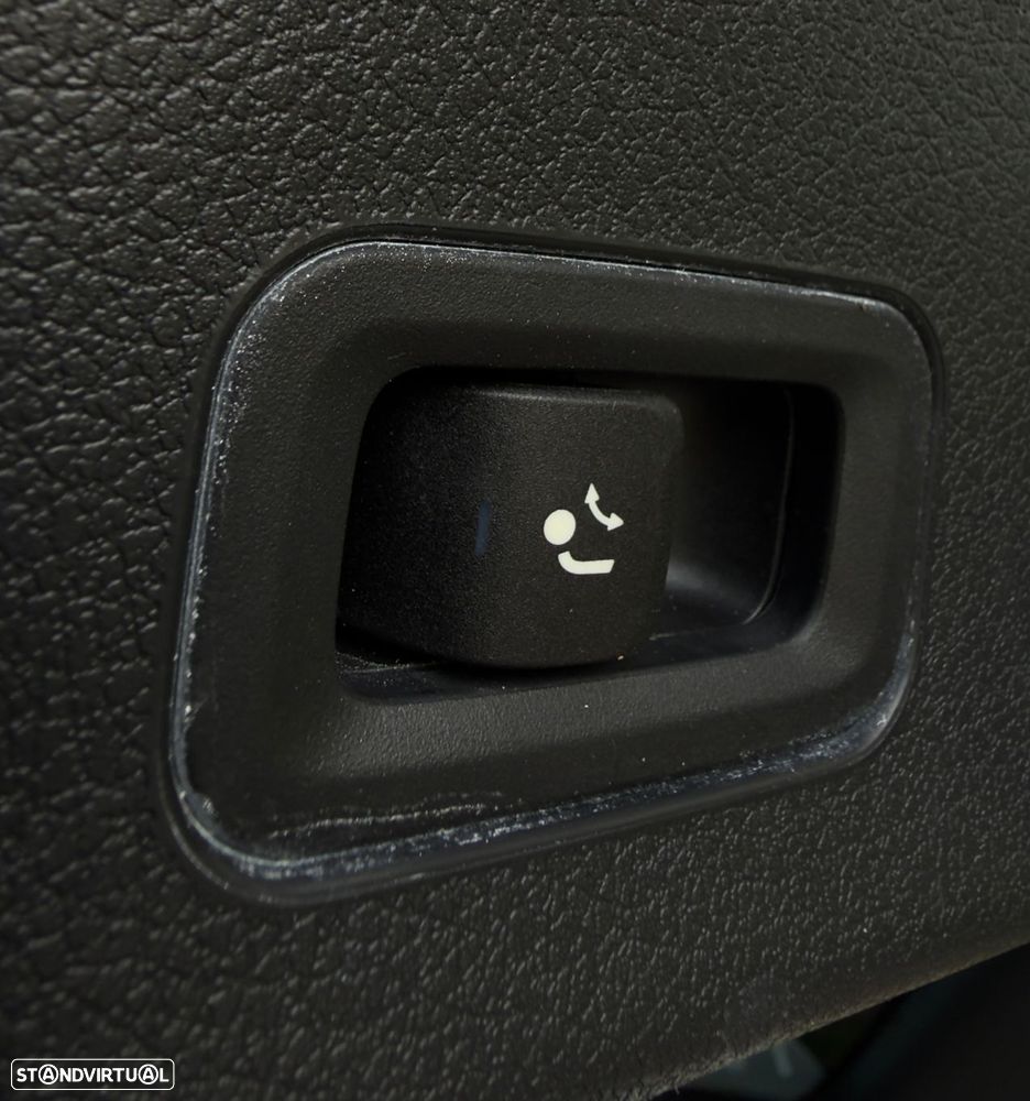 Mercedes-Benz CLA 200 - 9