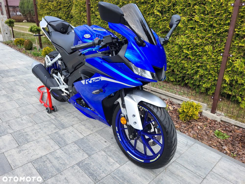 Yamaha YZF - 2