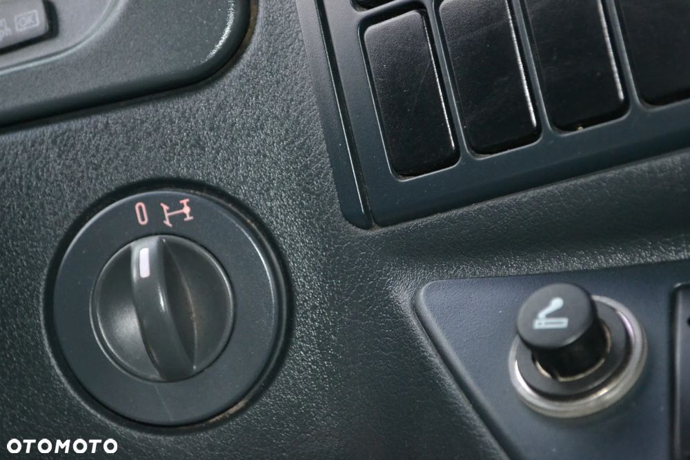 MAN TGA 26.360 TYLKO 537000 km 3 OŚ SKRĘTNA KLIMATYZACJA - 16