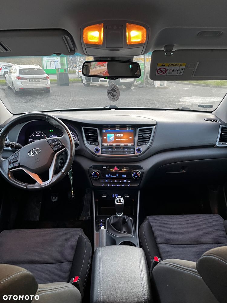 Hyundai Tucson 2.0 CRDI BlueDrive Comfort 2WD - 12