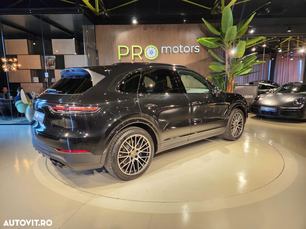 Porsche Cayenne E-Hybrid Tiptronic S - 8