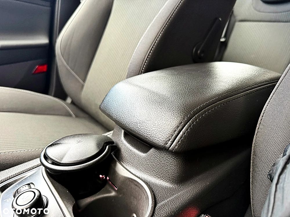 Ford Focus 1.6 TDCi DPF Start-Stopp-System Titanium - 39