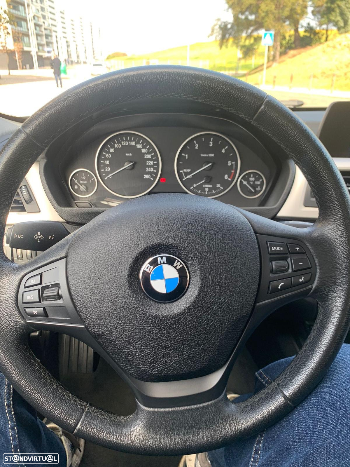 BMW 318 d Touring Auto Line Modern - 12