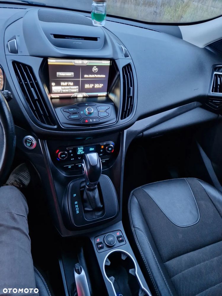 Ford Kuga 2.0 TDCi 4x4 Titanium - 3