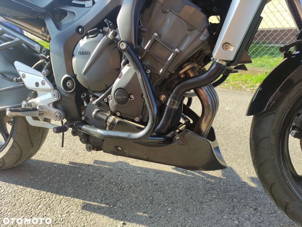 Yamaha FZ6 - 5