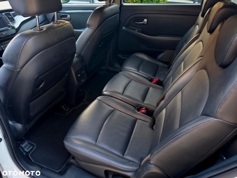 Kia Carens 1.7 CRDi Business Line 7os - 10