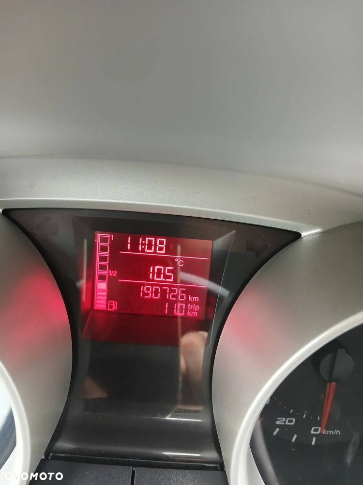 Seat Ibiza 1.4 16V Passion - 13
