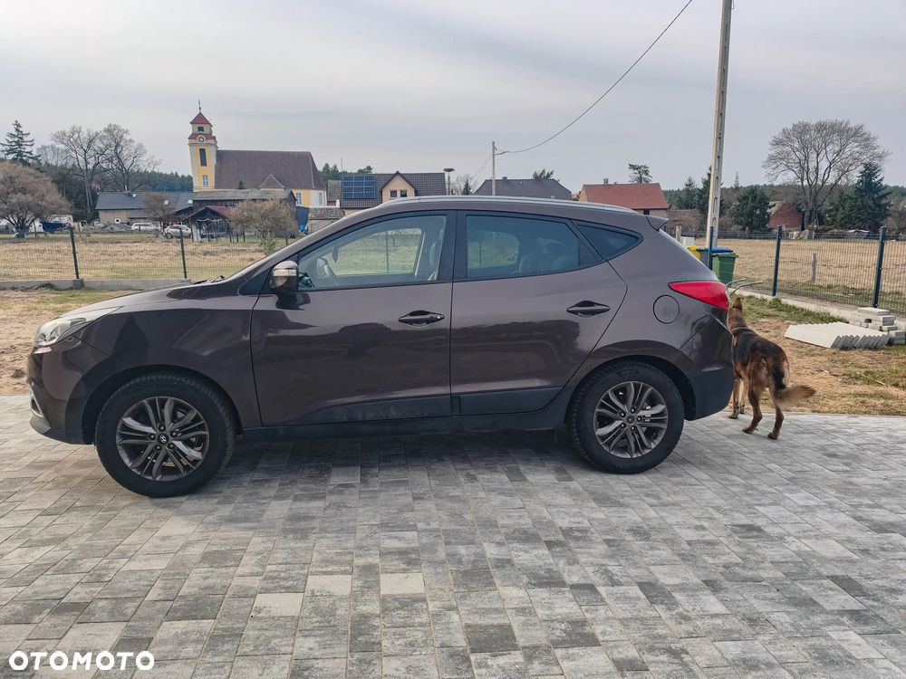 Hyundai ix35 1.7 CRDi 2WD Fifa World Cup Edition - 4