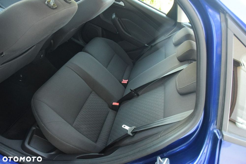 Ford Focus 1.6 TDCi DPF Start-Stopp-System SYNC Edition - 24