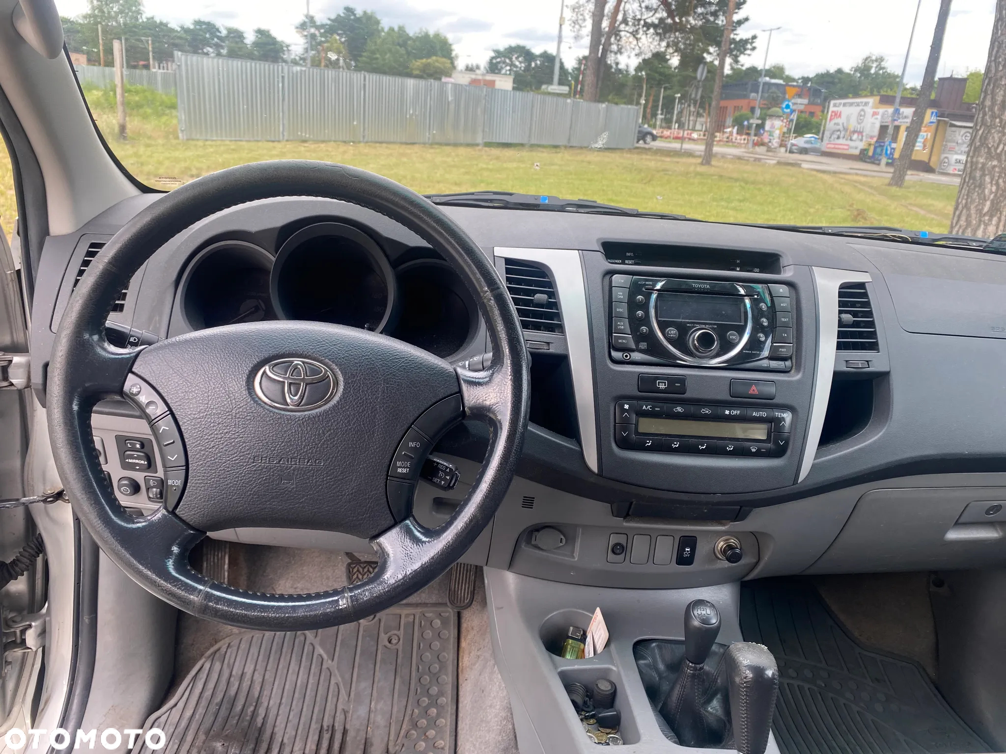 Toyota Hilux 3.0 D-4D Sol - 13