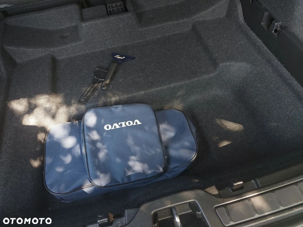 Volvo XC 40 T3 Momentum Core - 10